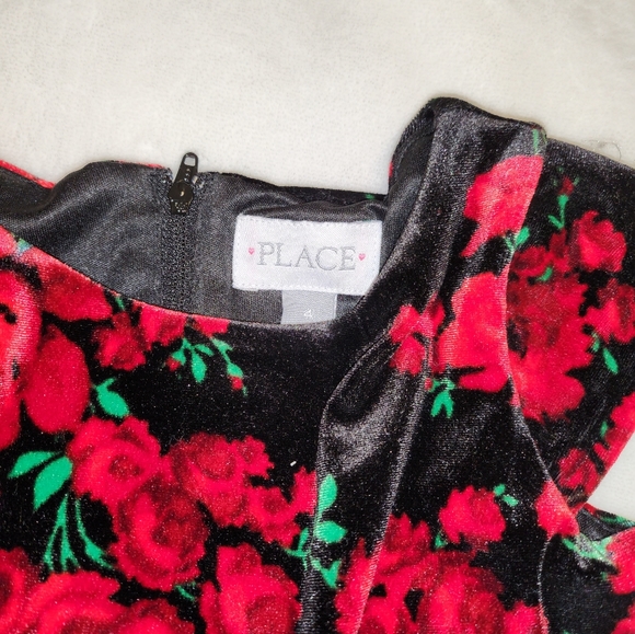 Girls dress - Picture 4 of 4